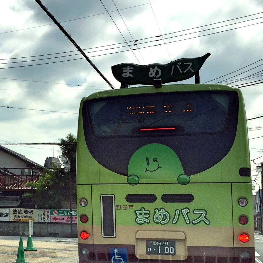 野田市内を走るまめバス
